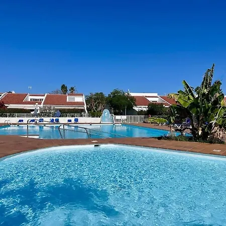 Beskow Sunnygolf Villa